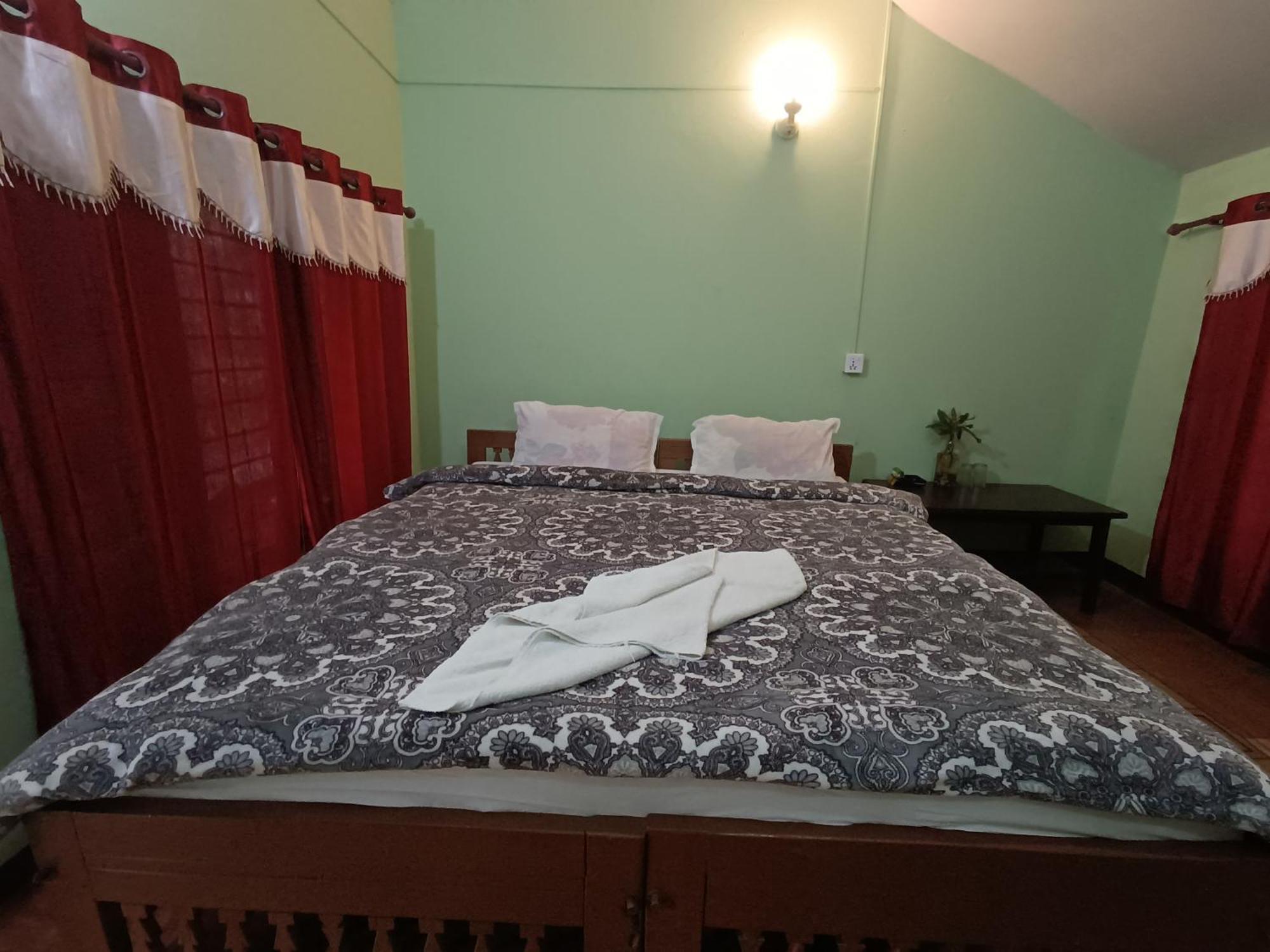 Hotel Crocodile Safari Camp Chitwan Pokój zdjęcie